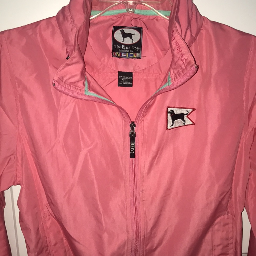 New! Black Dog Women’s Nylon full zip jacket. Size medium. Pink with hidden hood